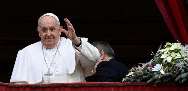 La emotiva última donación del papa Francisco: a quién fue y cuánto dinero entregó