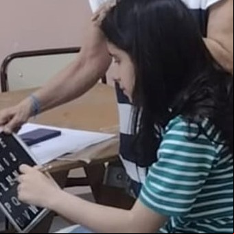 Tienen autismo, no hablan y lograron terminar la primaria en una escuela común