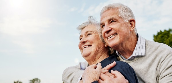 6 estrategias que nos acercan a la felicidad según psicólogos especialistas