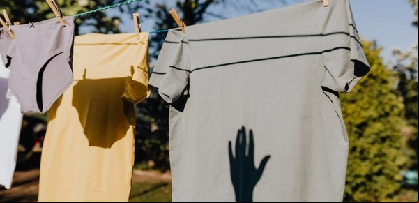 Las razones por las que se recomienda lavar la ropa nueva antes de usarla        