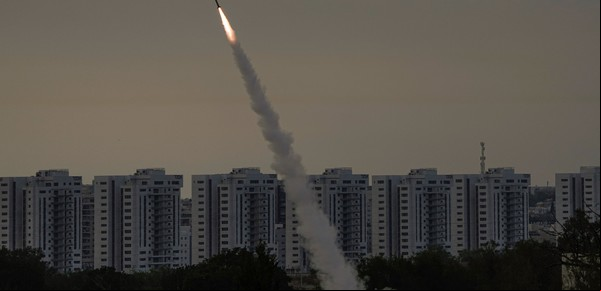 Después de tres meses de bombardeos, Israel presentó un plan para la posguerra en Gaza: las claves
