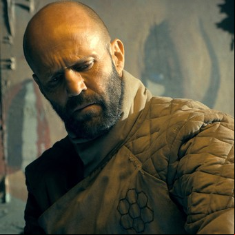 Beekeeper, con Jason Statham, es ultraviolenta