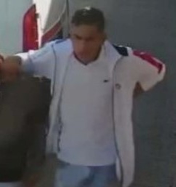 La imagen de Axel Emiliano Rojas captada por una cámara de seguridad.