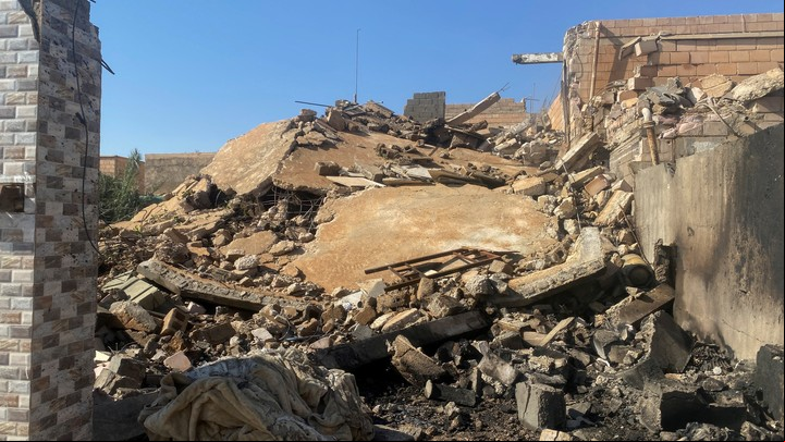 Un edificio destruido por los ataques aéreos de Estados Unidos en Al-Qaim, Irak, este sábado. Foto: REUTERS