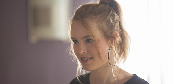 Bridgit Mendler, la ex chica Disney que se alejó de la pantalla y ahora dirige una empresa espacial