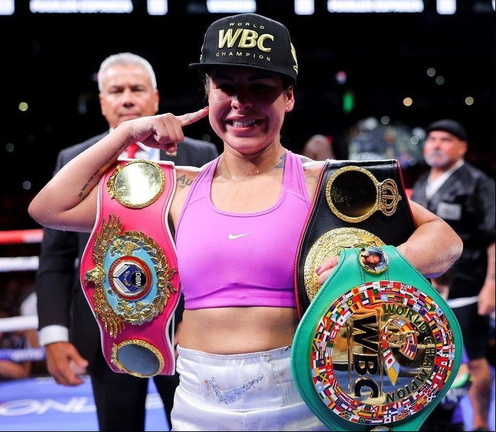 Marlen Esparza ganó sus últimas siete peleas después de su única derrota profesional ante Seniesa Estrada en noviembre de 2019. Foto: Golden Boy Promotions.