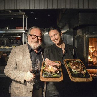 El enólogo más famoso del mundo abrió un restaurante en Argentina y le encanta Javier Milei: “El país ahora se abre”