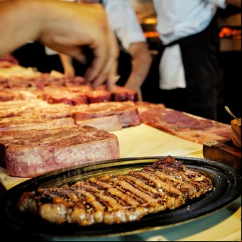 Por tercer año consecutivo, el mejor restaurante de carnes del mundo es argentino y otras 3 parrillas de Buenos Aires entraron al top 100
