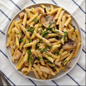 Pasta con pollo al Marsala