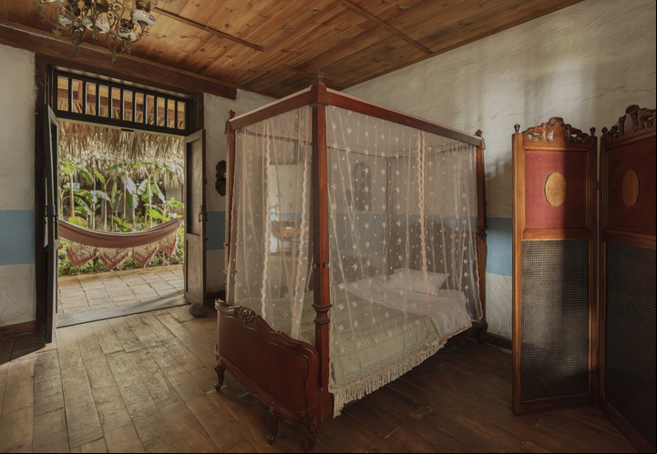 Una de las habitaciones de la Casa Buendía. Todo está operativo. Foto: Netflix.
