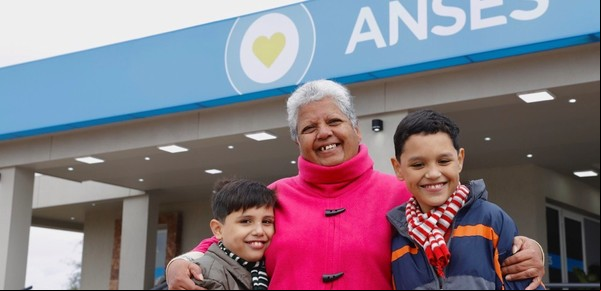 AUH: cuándo cobro la asignación de mayo si mi DNI termina en 3
