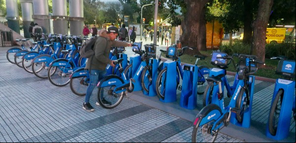 Relanzan el sistema Ecobici con 4.000 bicicletas renovadas y 400 estaciones