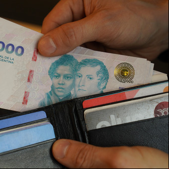 Esta es la mejor forma de ordenar tus finanzas y ahorrar: tips de una experta