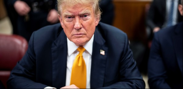 Trump tendrá debe entrevistarse con un agente de libertad condicional