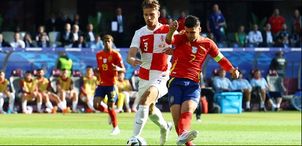 España goleó a Croacia y se presentó como un firme candidato al título
