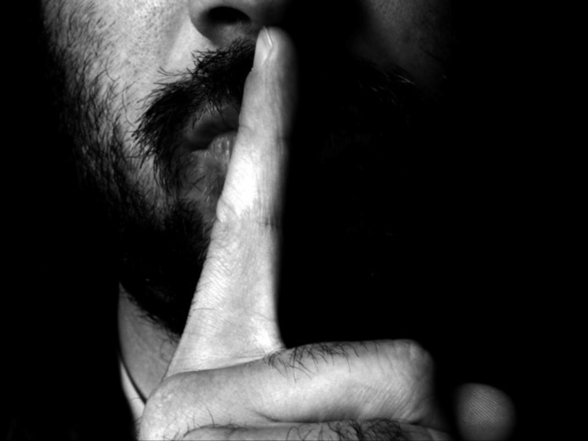 Según psicólogos, el silencio es un acto de empatía.