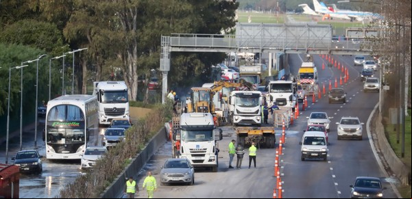 Por primera vez, devuelven peajes porque no se pudo usar una autopista