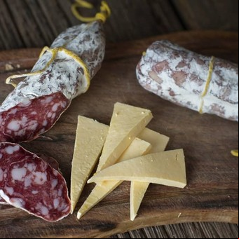 Los mejores salames y quesos que se pueden comprar en la feria Caminos y Sabores en La Rural: cómo son y cuánto valen 