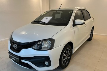 Toyota se puso a vender autos usados: cómo entrar al programa que ofrece garantía oficial