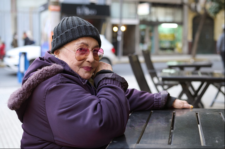 A los 78 años, María Creuza sigue en plena actividad. Canta el 26 de julio en Café Berlín y el 21 de agosto en el Teatro Gran Rivadavia. Foto: Cleo Bouza