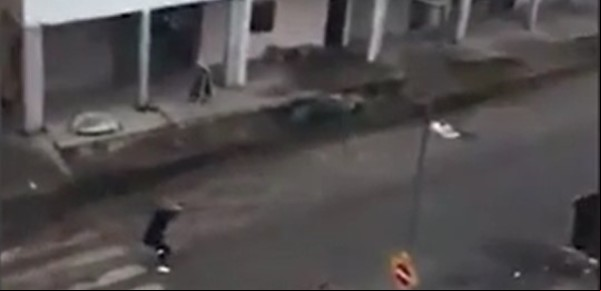 Tiroteo narco en Villa Lugano a plena luz del día: balearon un patrullero y hubo un herido grave