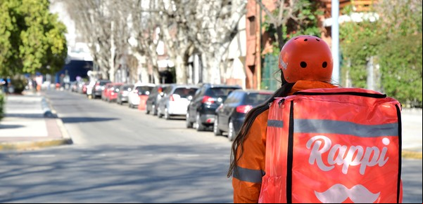 Entregas veloces y el “precio más bajo”, revolucionan el negocio del delivery