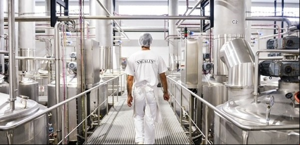 La historia de Vacalin, que ya lleva tres generaciones remando en dulce de leche