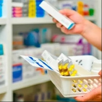 El Gobierno lanzó un plan para bajar el precio de los medicamentos y mejorar el  de la gente