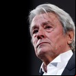 El testamento secreto de Alain Delon: le dejó su legado artístico a una sola persona y provocó una guerra entre sus hijos
