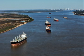 El Gobierno desreguló el mercado marítimo de cabotaje y eliminó una prebenda clave de los gremios del sector