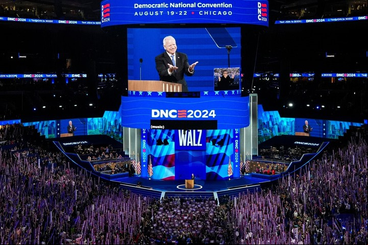 Tim Walz, el gobernador de Minnesota y candidato a la vicepresidencia durante la Convención Demócrata. Foto Bloomberg