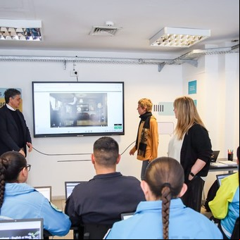 Habilitan en la Ciudad una plataforma web para aprender inglés de forma gratuita: cómo inscribirse