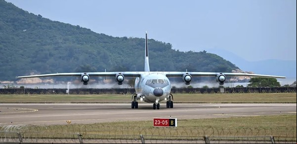 Por primera vez, un avión militar chino violó el espacio aéreo territorial de Japón