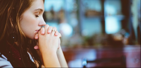 Oración del Credo: cómo es y en qué momento rezar