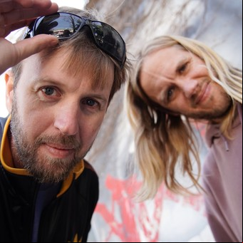 El Plan de la Mariposa: cómo es la banda de rock formada en Necochea por 5 hermanos que llena estadios y triunfa en Hispanoamérica