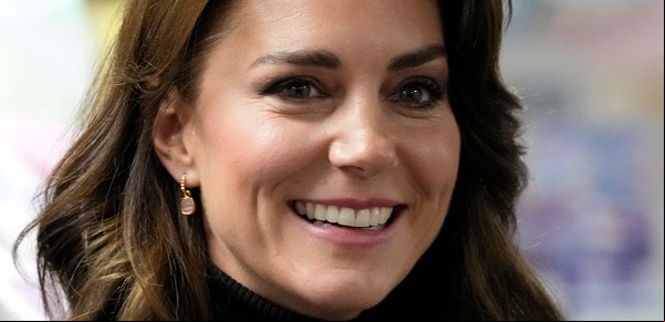 Kate Middleton fue vista por primera vez en público tras el tratamiento contra el cáncer