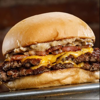 Burgermanía 2024: vuelve el festival de la hamburguesa con descuentos de hasta un 50 % en combos