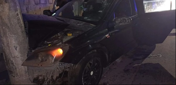 Una policía de civil mató a un ladrón que le quiso robar la moto y atropelló a su amigo en Isidro Casanova