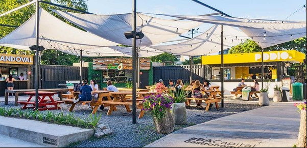 En Parque Patricios, abrió un patio gastronómico que es la "primera plaza inteligente" de América Latina: ¿qué tiene de especial?