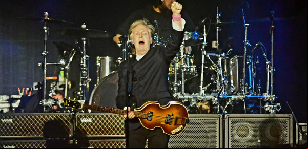 Así luce hoy James McCartney, el hijo de Paul McCartney que siguió su propia carrera musical