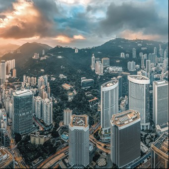 Es la ciudad con más rascacielos del mundo y no queda en Estados Unidos: de qué lugar se trata
