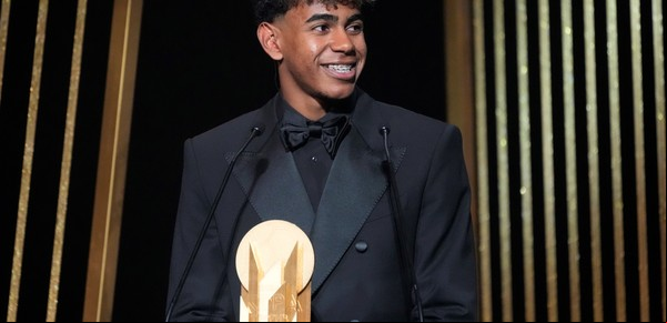 Balón de Oro 2024: Lamine Yamal se llevó el Trofeo Kopa a mejor juvenil del año y dejó con las manos vacías a Garnacho