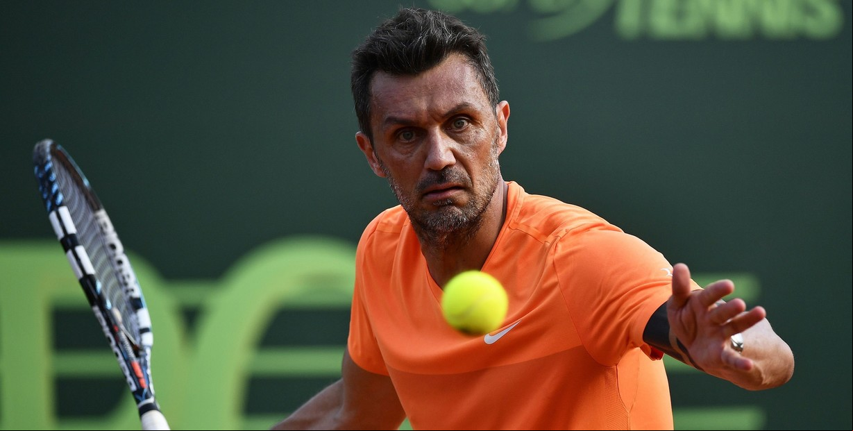 Paolo Maldini, el astro del fútbol que se animó al tenis profesional mucho antes que Diego Forlán pero tuvo debut, despedida y premio irrisorio