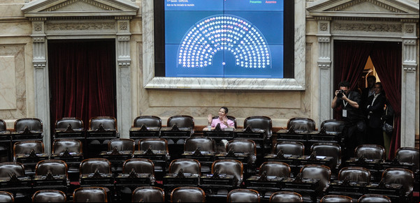 Crece el recelo del PRO y la UCR con el nuevo proyecto de ficha limpia que impulsa Javier Milei