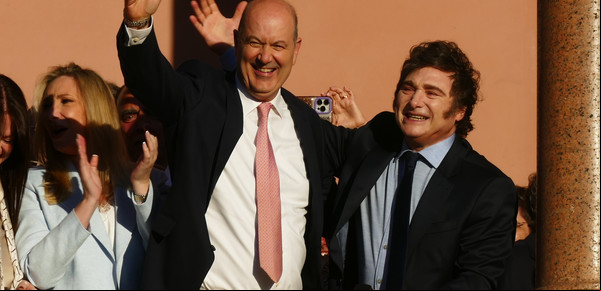 Tras sacar a 36.000 empleados, ahora el Gobierno congela la planta del sector público nacional