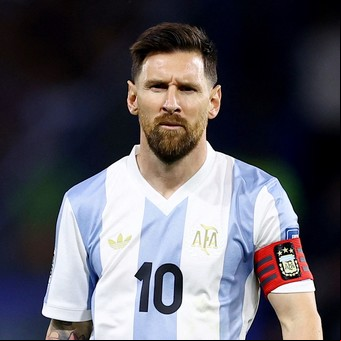Por qué Logan Paul quiere pelear con Lionel Messi: la historia detrás del desafío propuesto por el youtuber que ya le ganó a Mike Tyson