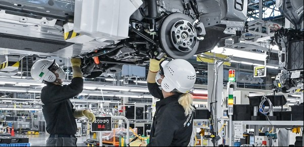 En medio de versiones de crisis, Nissan paraliza su producción esta semana