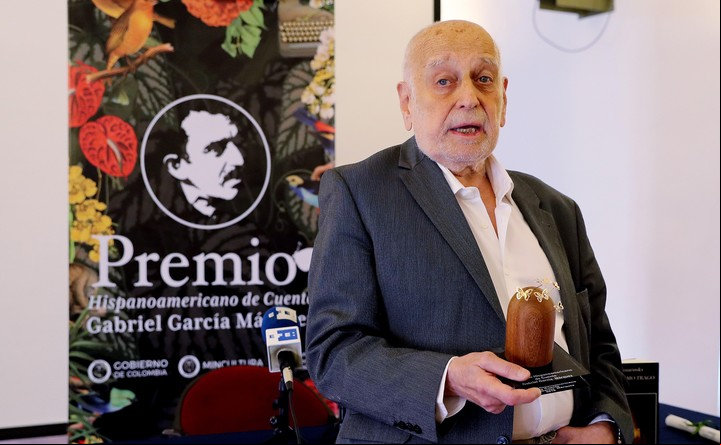El escritor, cineasta y dramaturgo argentino Edgardo Cozarinsky, ganador del Premio Hispanoamericano de Cuento Gabriel García Márquez. EFE/ Leonardo Muñoz