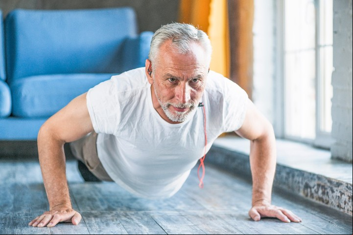 Las flexiones de brazos dependen de la edad.