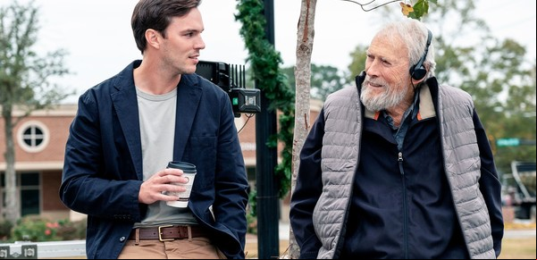 "Jurado N°2": Clint Eastwood pulveriza a Hitchcock en esta película de juicio